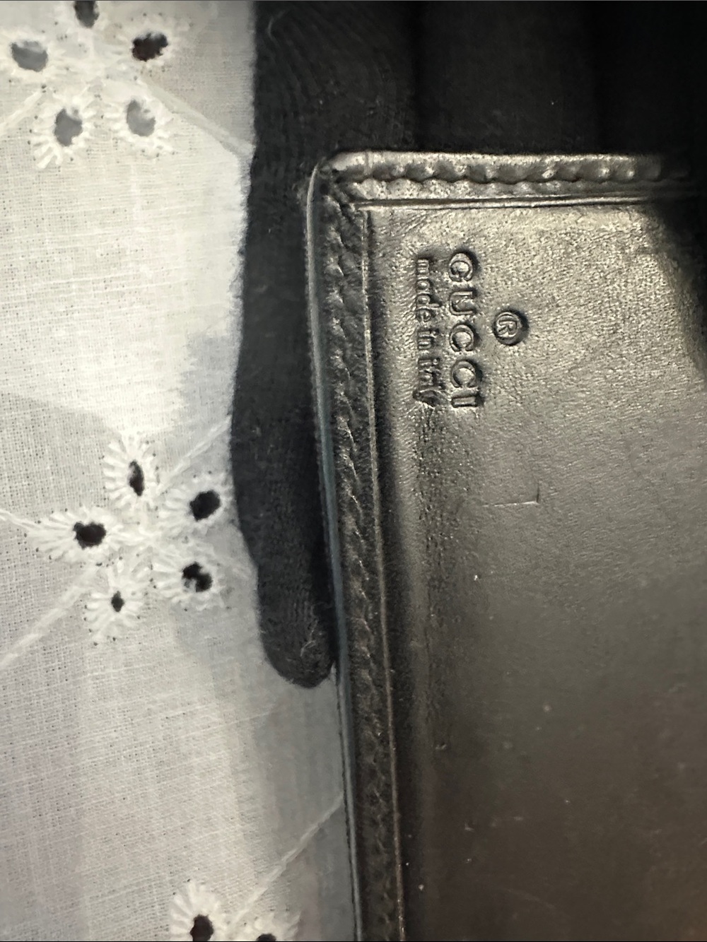 Gucci Black Jackie Leather Bifold Wallet with Embossed Logo - Picture 9 of 16